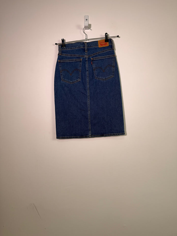 Levi's Y2K Knee Skirt