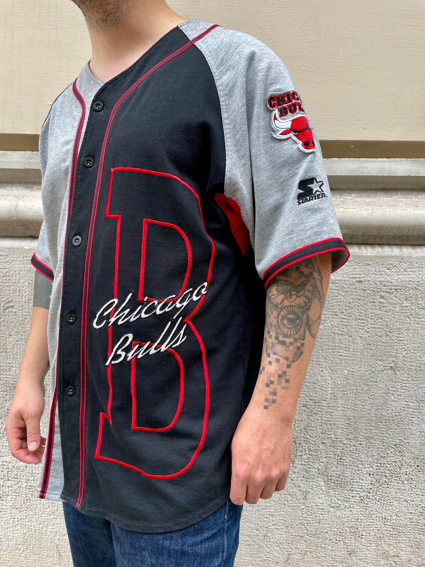 Starter Chicago Bulls Bicolor Baseball Shirt