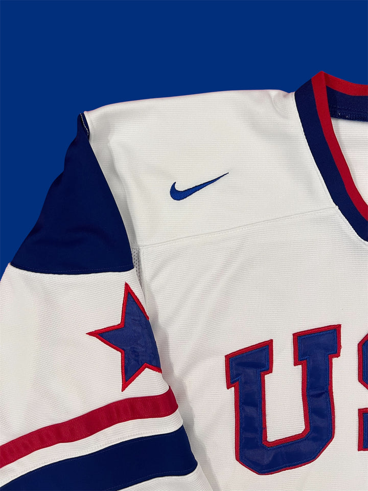 Nike Team USA 2000 Hockey Jersey
